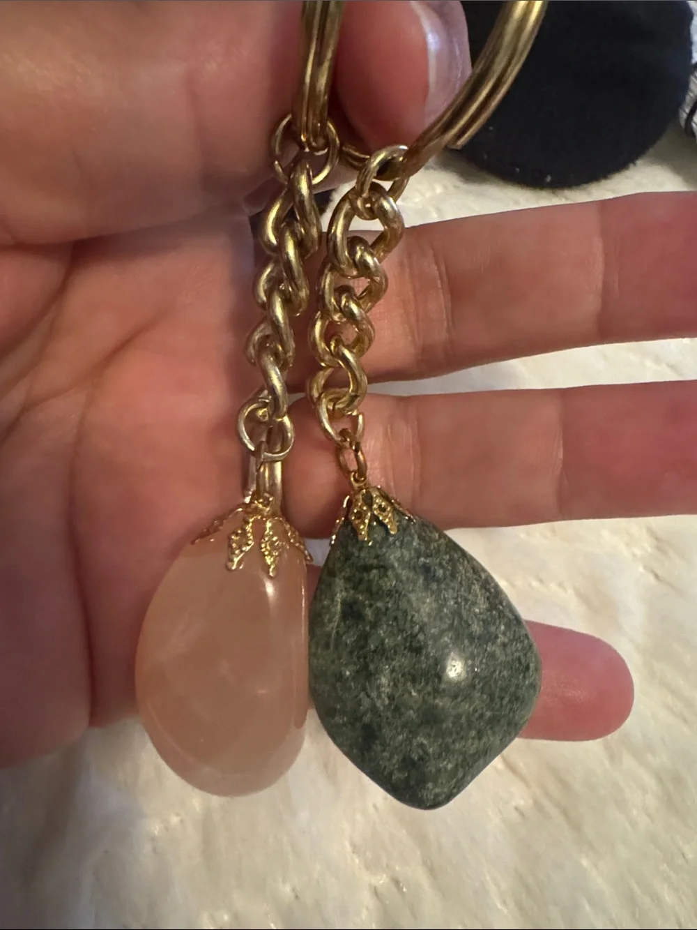 Gold-Chain Teardrop Stone Keychain - Pink and Dark Green